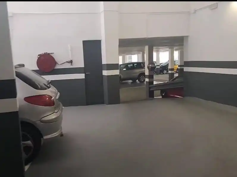Garaje de alquiler en Carrer del Molí, 36, Can Vidalet
