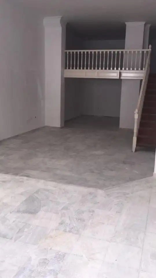 Local comercial en venta en Arenal, imagen 4