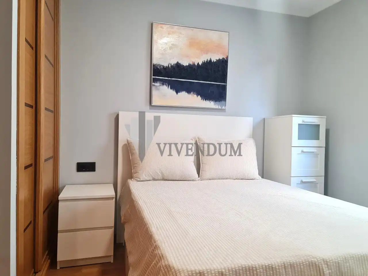 Dormitori de Apartament de lloguer en Vigo  amb Calefacció i Moblat