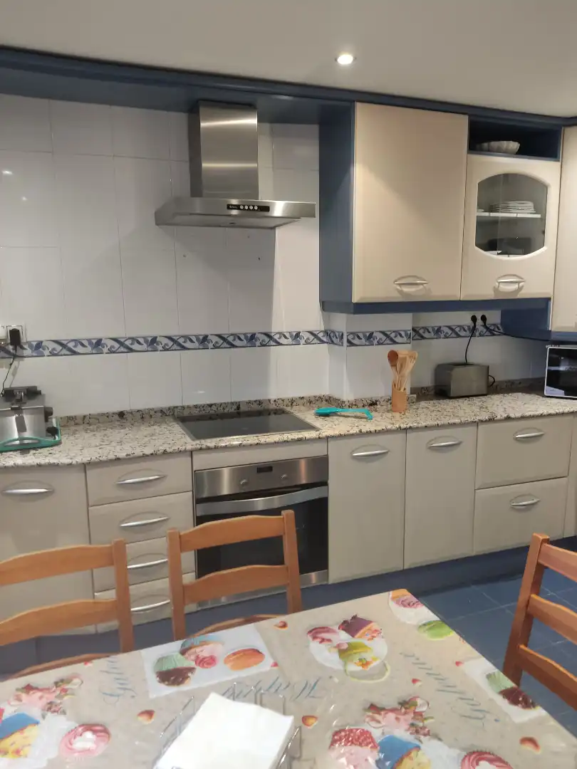 Cuina de Casa adosada en venda en Seseña amb Calefacció, Terrassa i Moblat