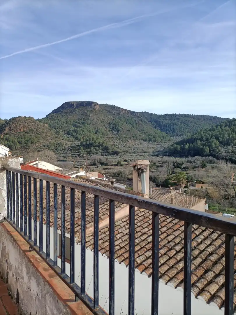 Vista exterior de Casa o chalet en venta en Vall de Almonacid con Terraza, Amueblado y Balcón