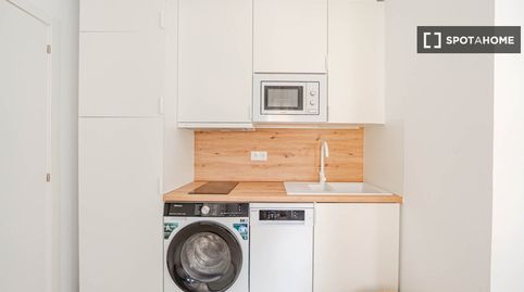 Photo 5 of Room in Valdeacederas, Madrid Capital