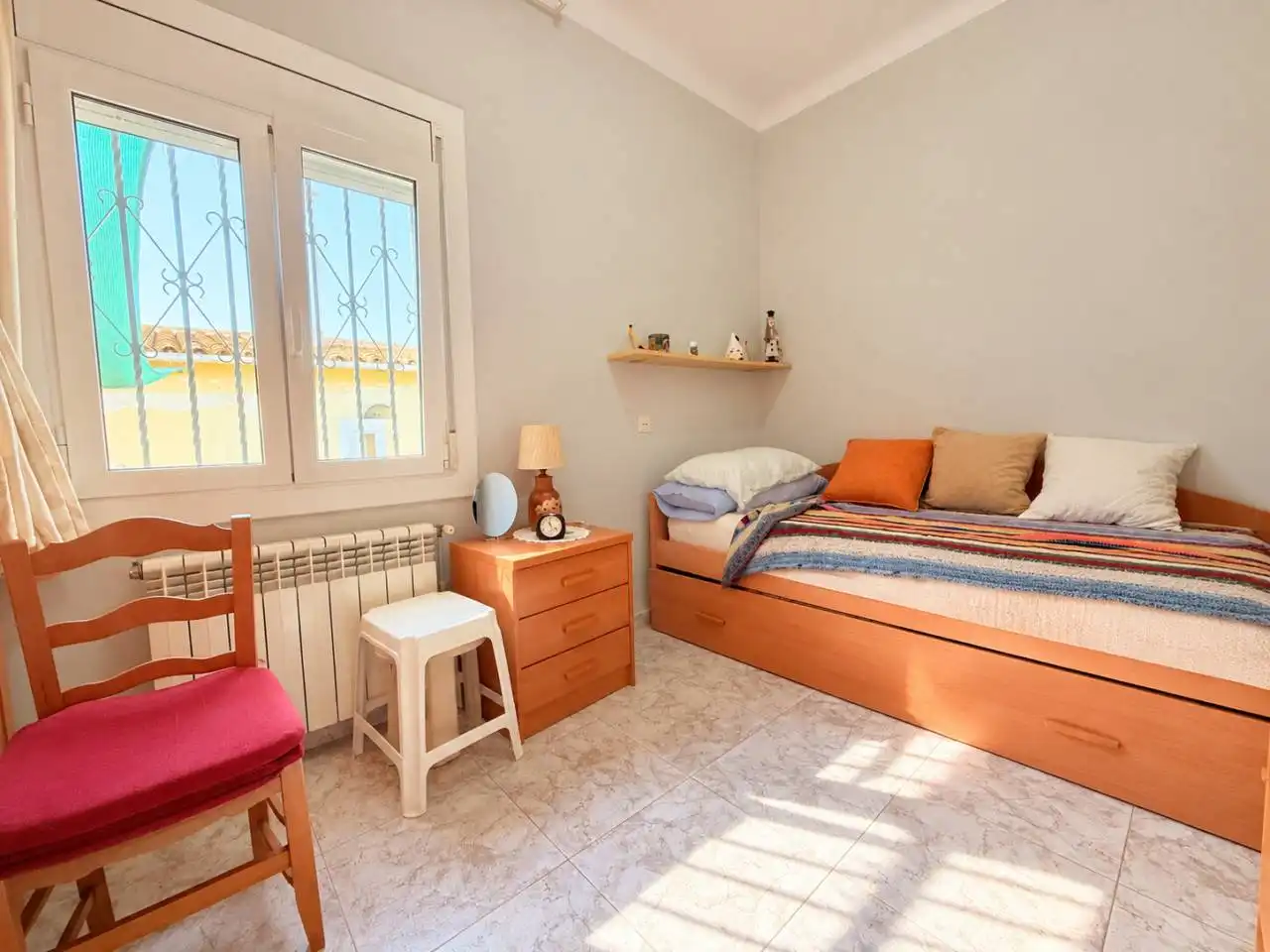 Bedroom of Houses for sale in Tordera pueblo