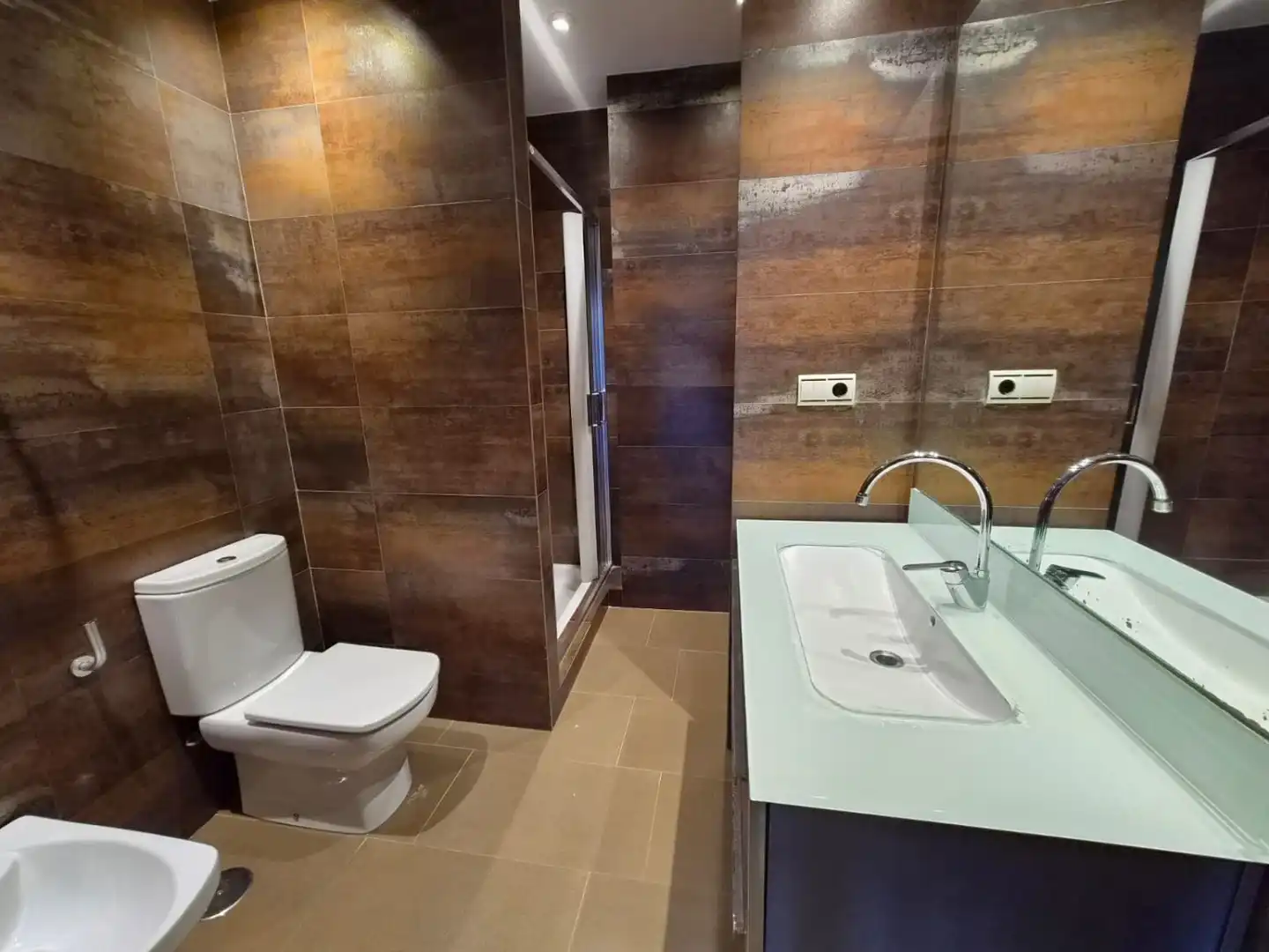Badezimmer von Haus oder Chalet zum Verkauf in Águilas mit Klimaanlage und Schwimmbad