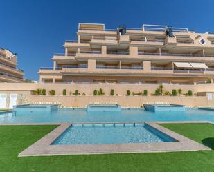 Piscina de Apartament en venda en Torrevieja amb Aire condicionat, Calefacció i Terrassa