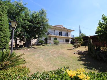 Casa rustica con giardino in vendita a BP-5109