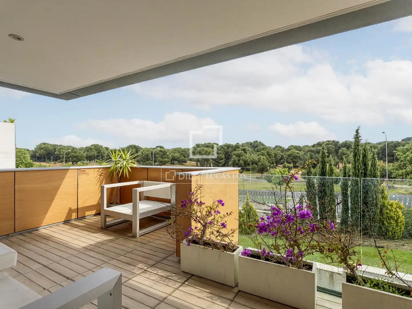 Terrassa de Pis de lloguer en Majadahonda amb Aire condicionat, Calefacció i Jardí privat