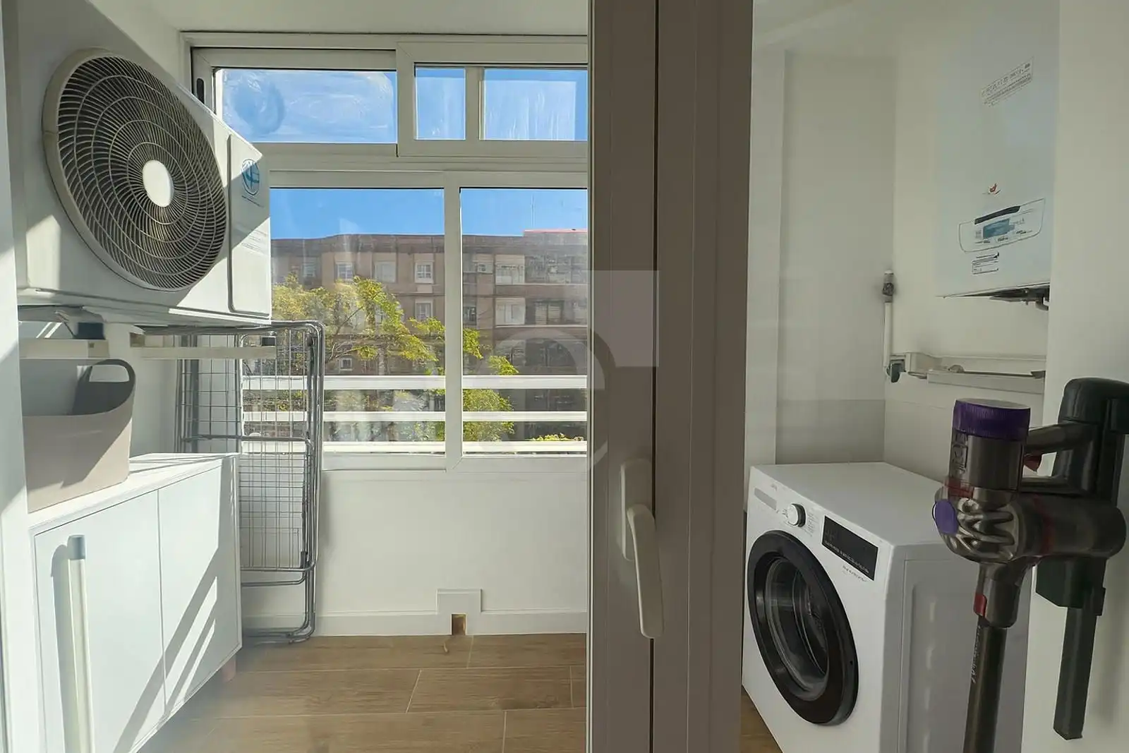 Habitación de Piso en venta en Valencia con Aire acondicionado y Calefacción