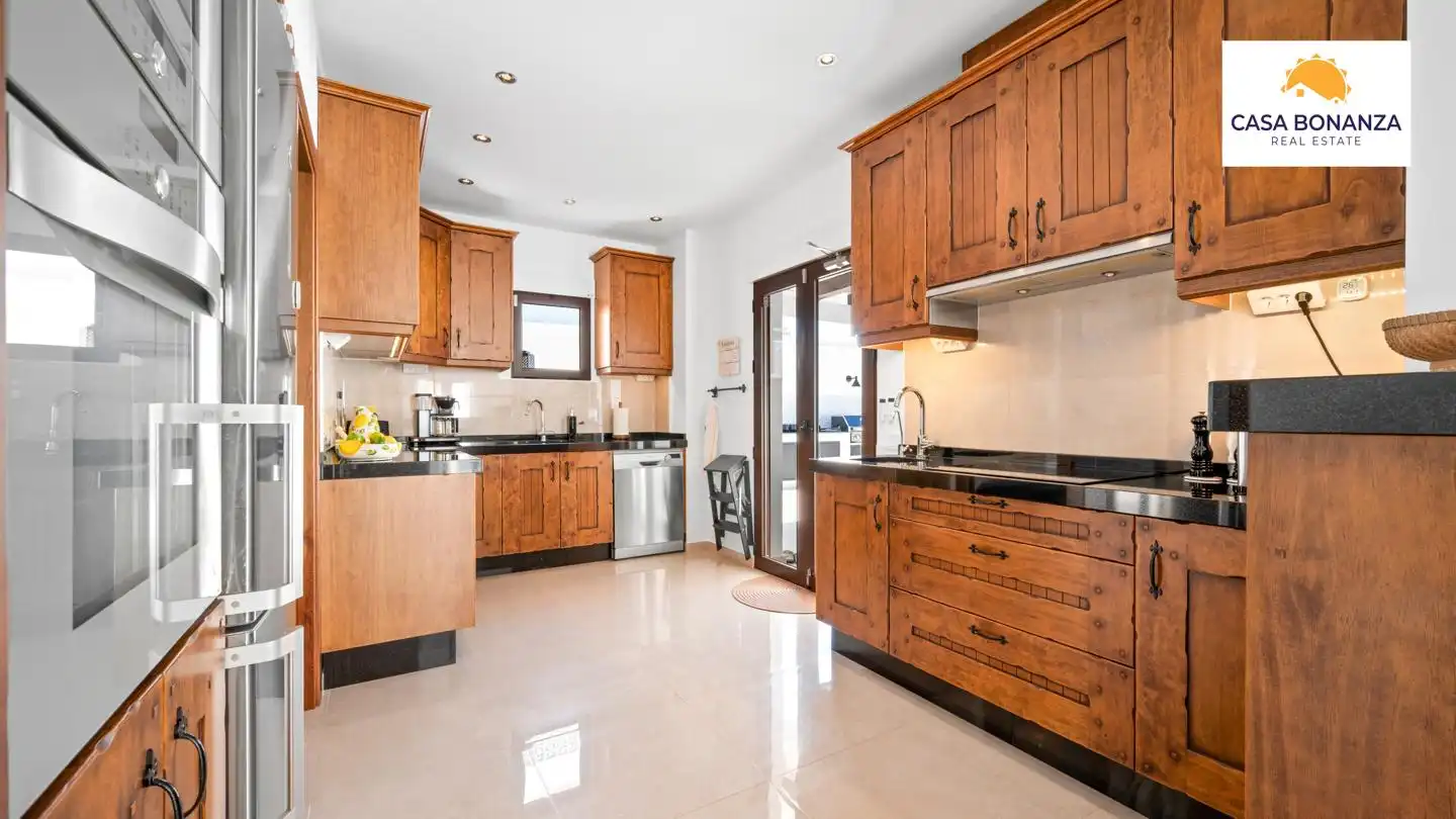 House with pool for sale in Calle Almendros Bajo, imagen 11