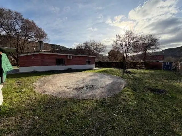 Jardín de Casa o chalet en venta en Hontoba