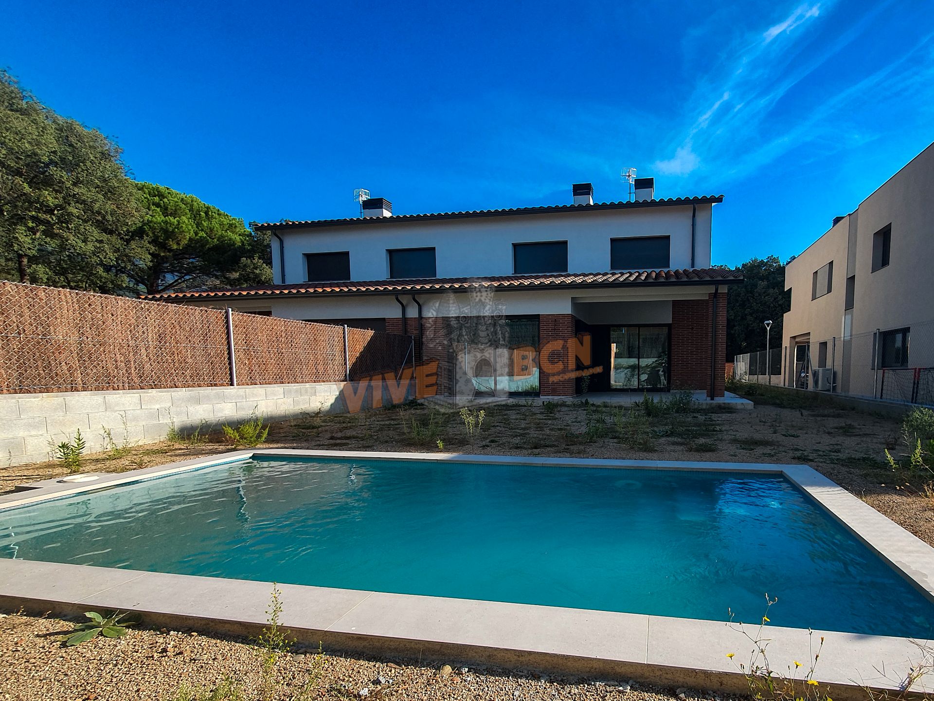 Exterior view of Single-family semi-detached for sale in Sant Esteve de Palautordera  with Air Conditioner, Heating and Private garden