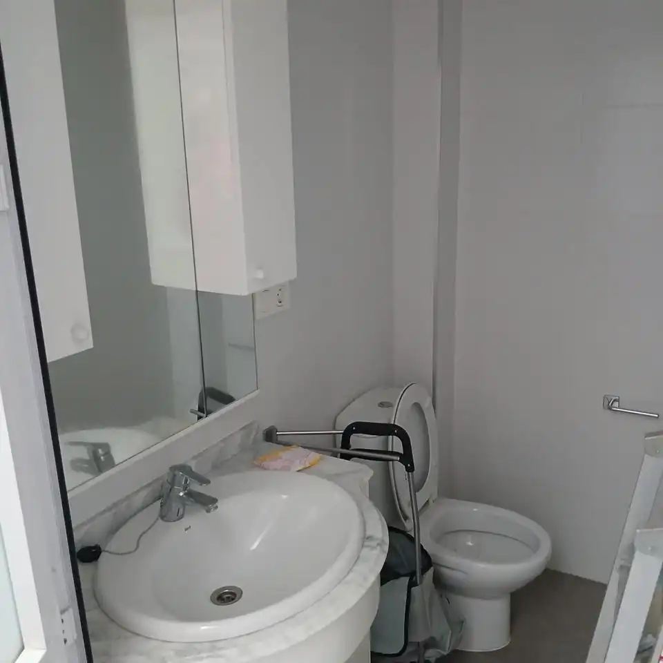 Bany de Pis de lloguer en Melilla