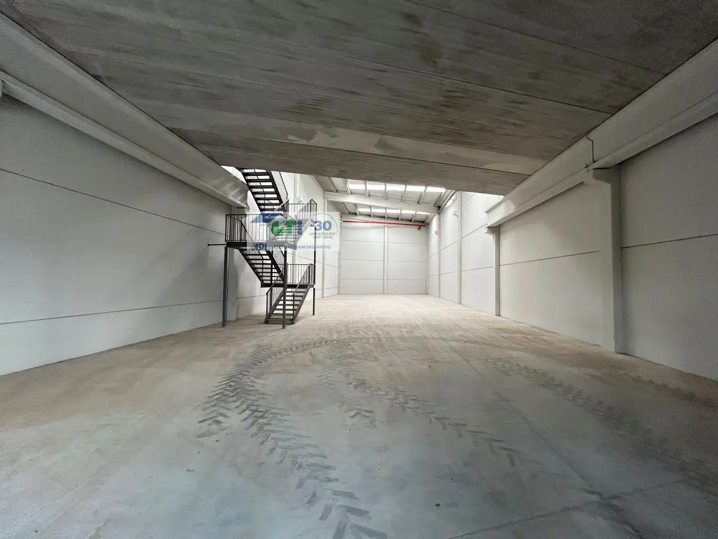 Industrial building for sale in PARQUE EMPRESARIAL MIRAFLORES, imagen 2