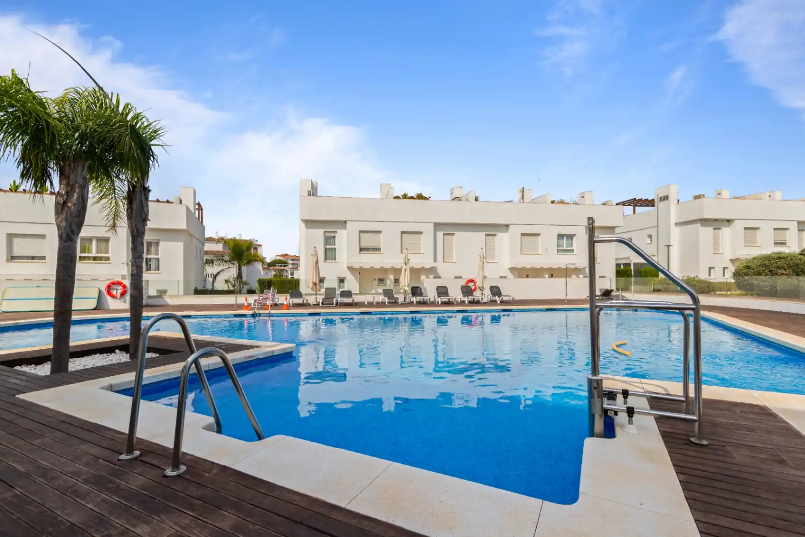 Piscina de Casa adosada de lloguer en Mijas amb Aire condicionat, Calefacció i Terrassa