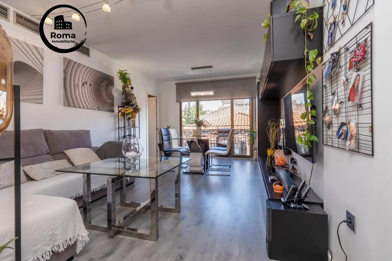 Flat with terrace for sale in Calle  Pintor Murillo 5, imagen 2