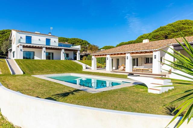 Casa-chalet en Venta en Canafort - El Puntó