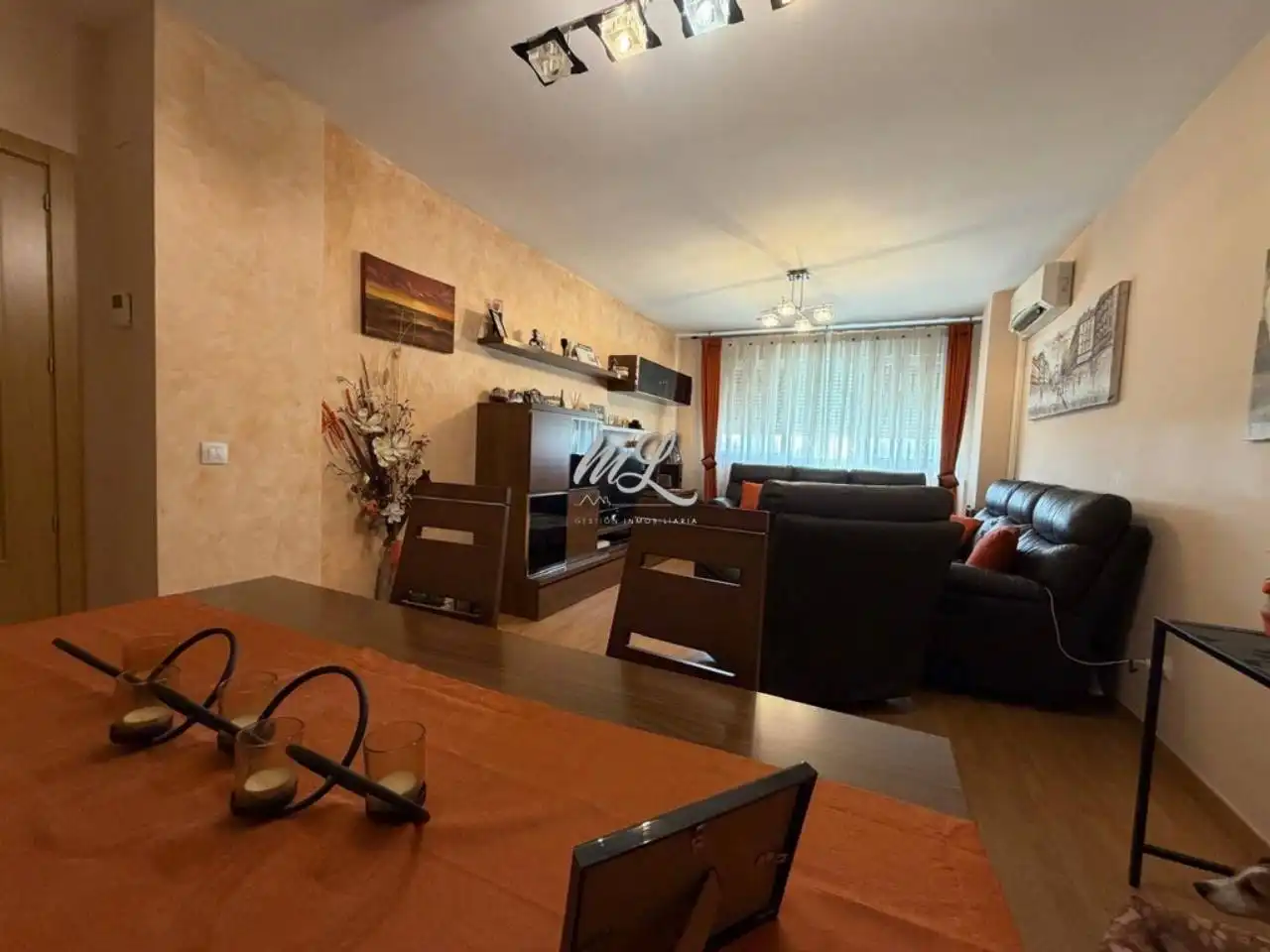 Sala d'estar de Pis en venda en Toledo amb Aire condicionat, Calefacció i Parquet