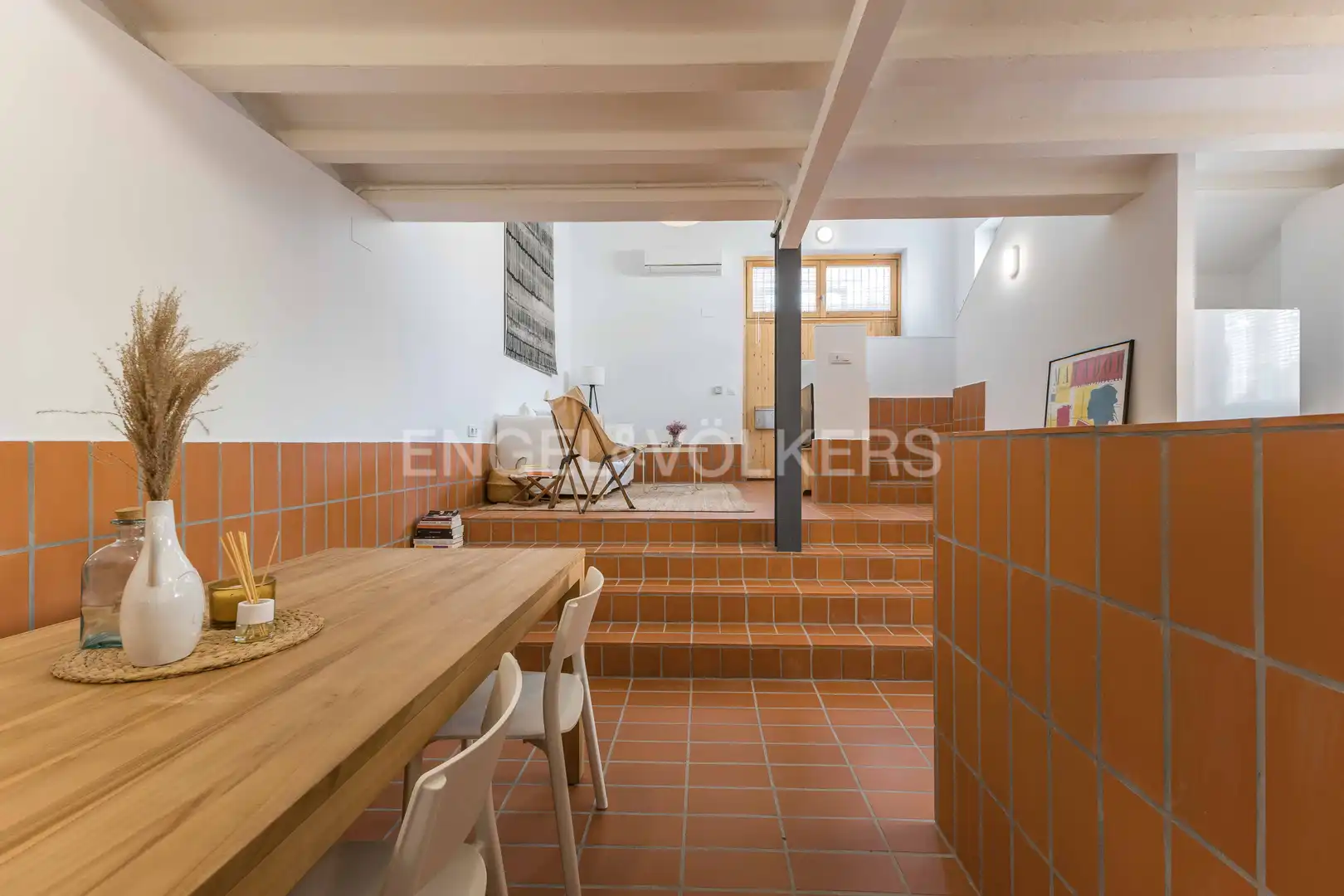 Wohnung zum Verkauf in Barcelona mit Klimaanlage, Heizung und Abstellraum