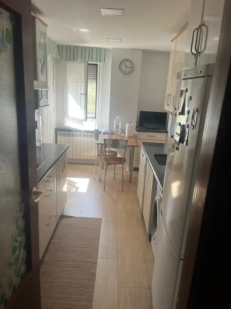 Cocina de Piso en venta en Ribafrecha con Calefacción, Trastero y Balcón