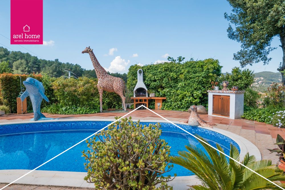 Garden of House or chalet for sale in Cervelló  with Air Conditioner, Private garden and Terrace