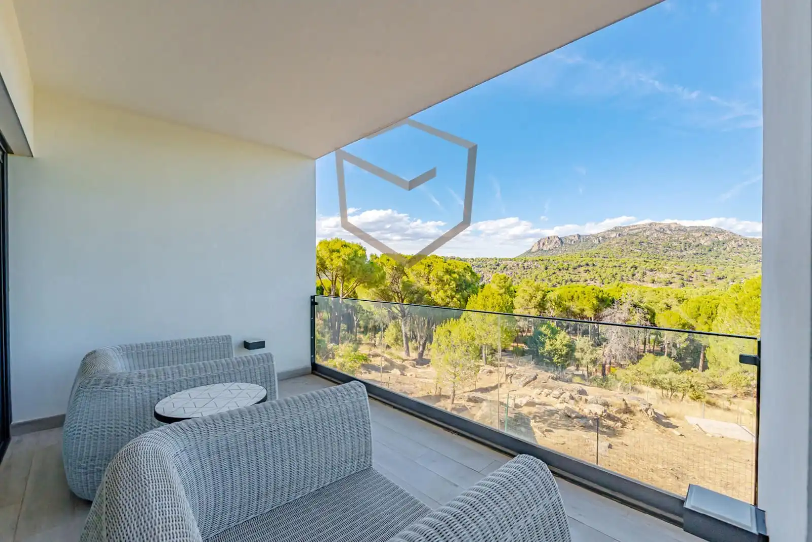 Terrassa de Casa o xalet en venda en San Martín de Valdeiglesias amb Calefacció, Terrassa i Traster