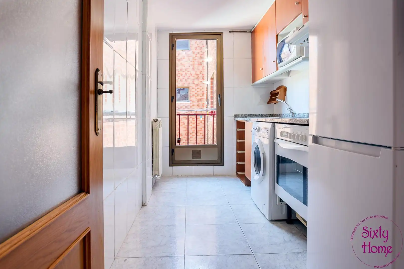 Kitchen of Flat for sale in Zaragoza  with Heating, Parquet flooring and Terrace