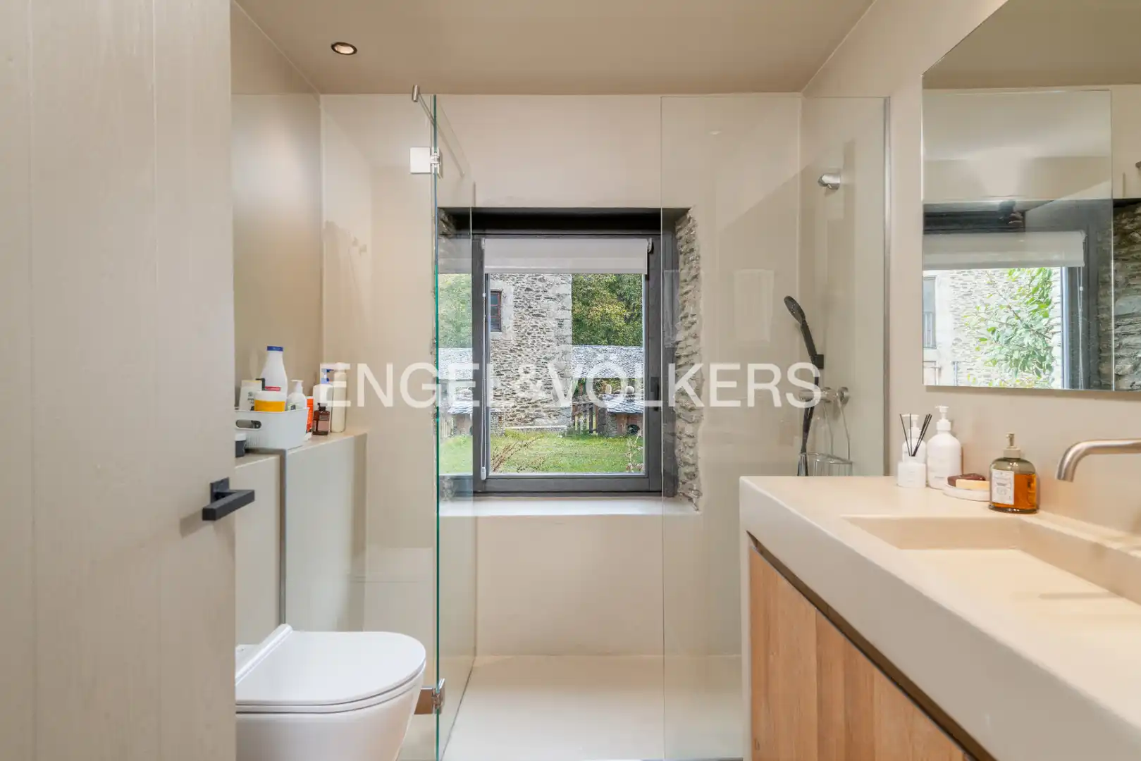 Baño de Casa o chalet en venta en Bolvir con Calefacción, Jardín privado y Parquet
