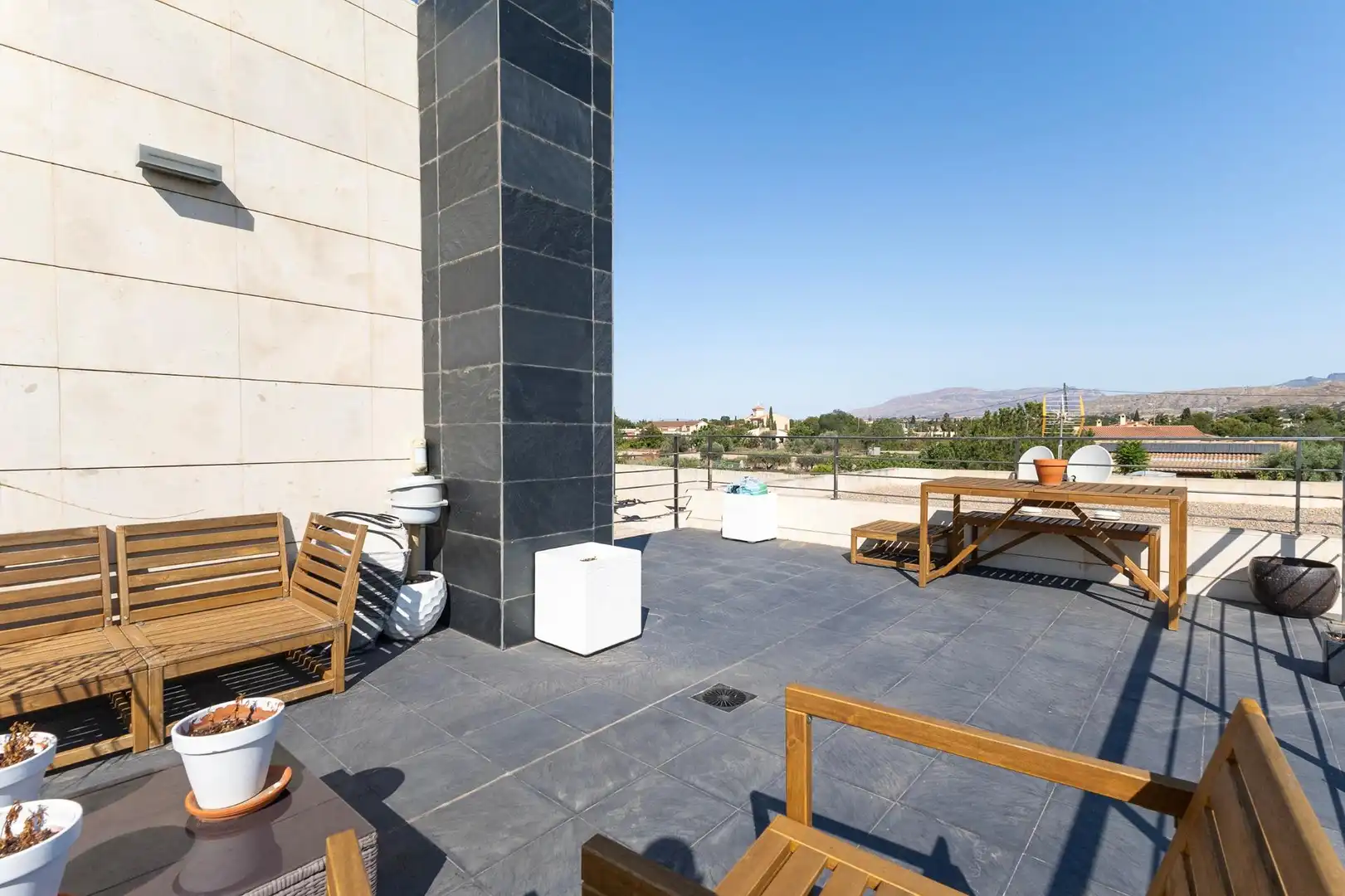 Terrassa de Casa o xalet en venda en Alicante / Alacant amb Aire condicionat, Calefacció i Jardí privat