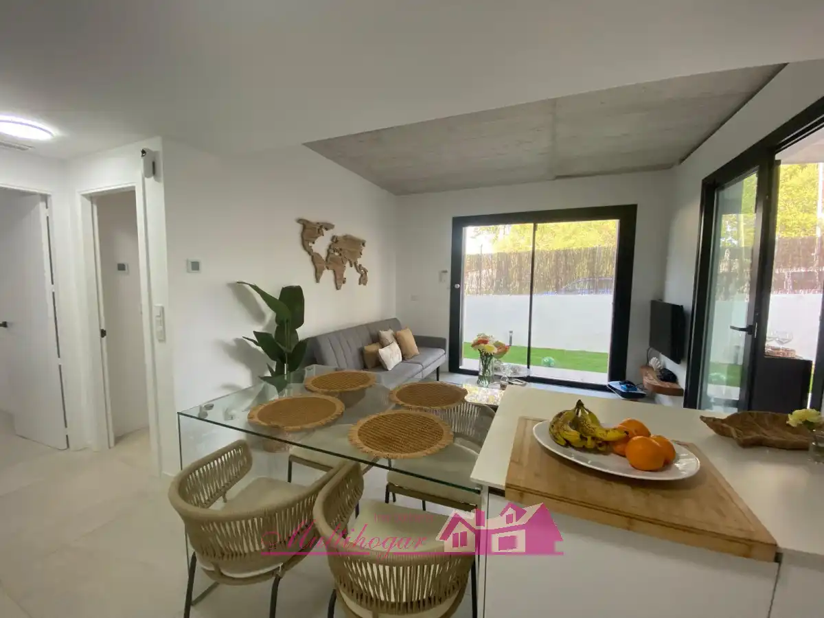 Sala de estar de Planta baja en venta en Sant Antoni de Portmany con Aire acondicionado, Calefacción y Jardín privado