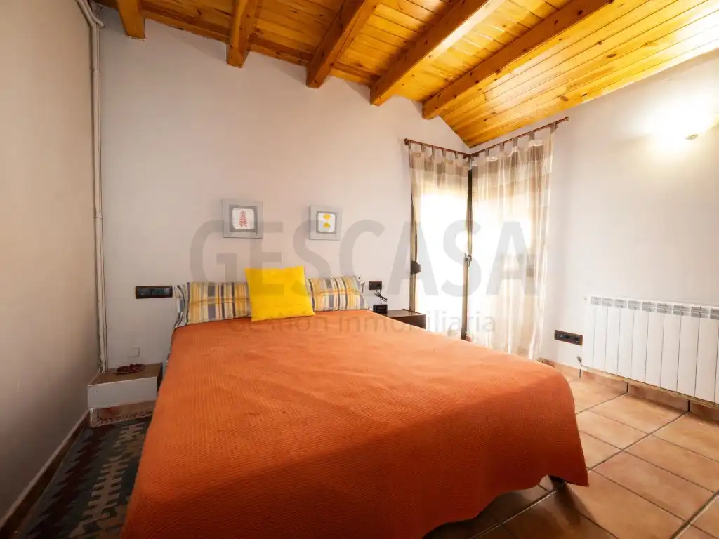 Casa o chalet en venta en Calle Nucleo De Altron, Sort