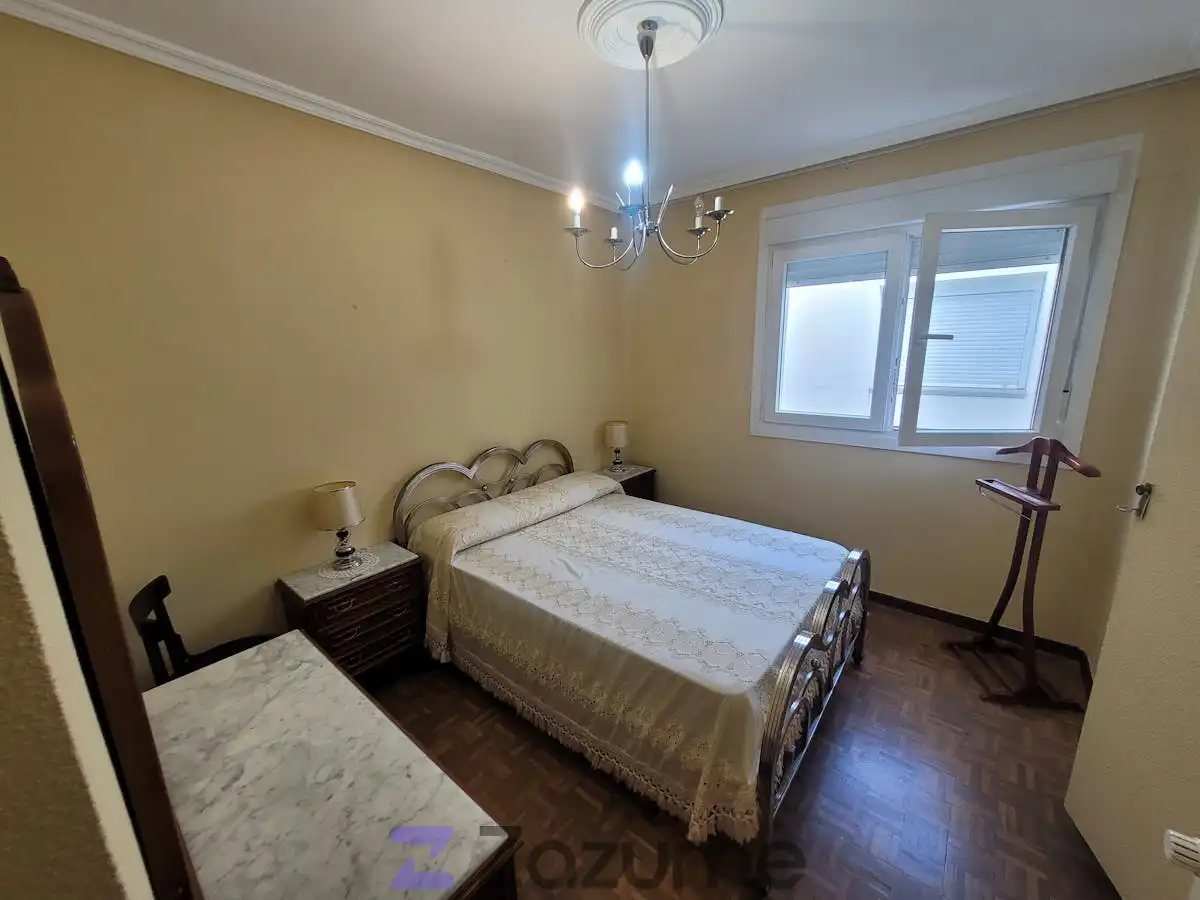 Habitación de Piso de alquiler en Cuéllar con Calefacción, Parquet y Terraza