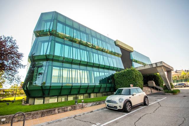 Oficina en Alquiler en Calle Gobelas en La Florida -  El  Plantío