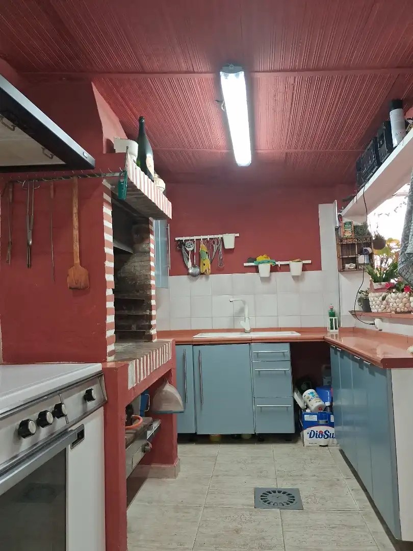Cocina de Casa o chalet en venta en Castilleja de la Cuesta con Aire acondicionado, Calefacción y Jardín privado