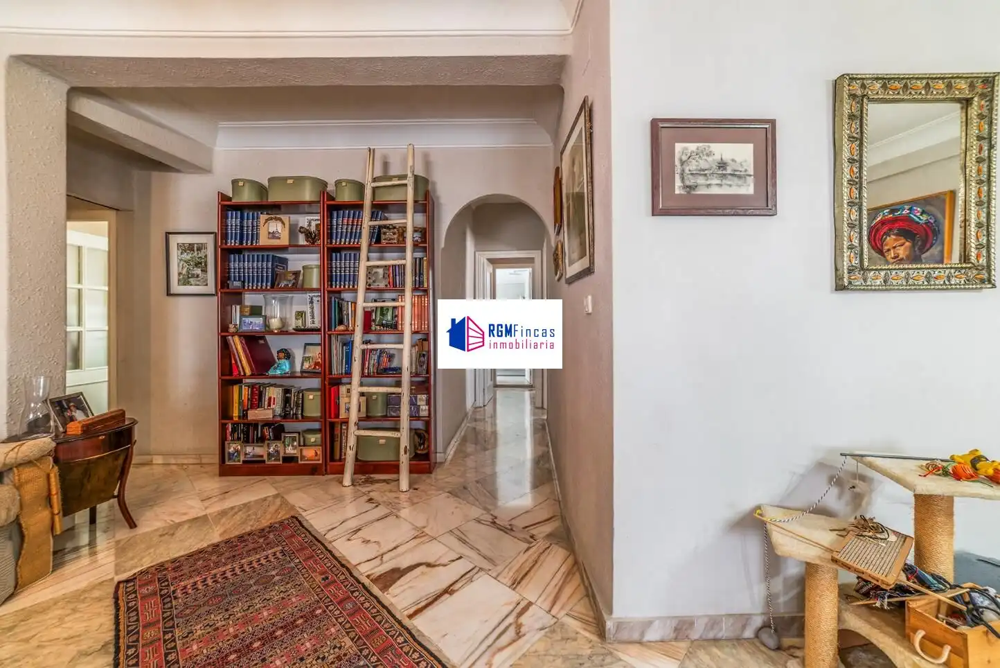 Flat for sale in Sevilla  with Air Conditioner and Storage room
