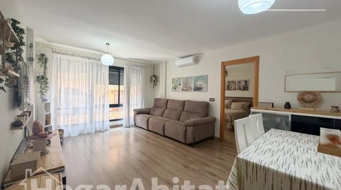 Foto 2 de Piso en venta en Calle Horta, Avenida de Abril - 9 de Octubre, Sagunto / Sagunt