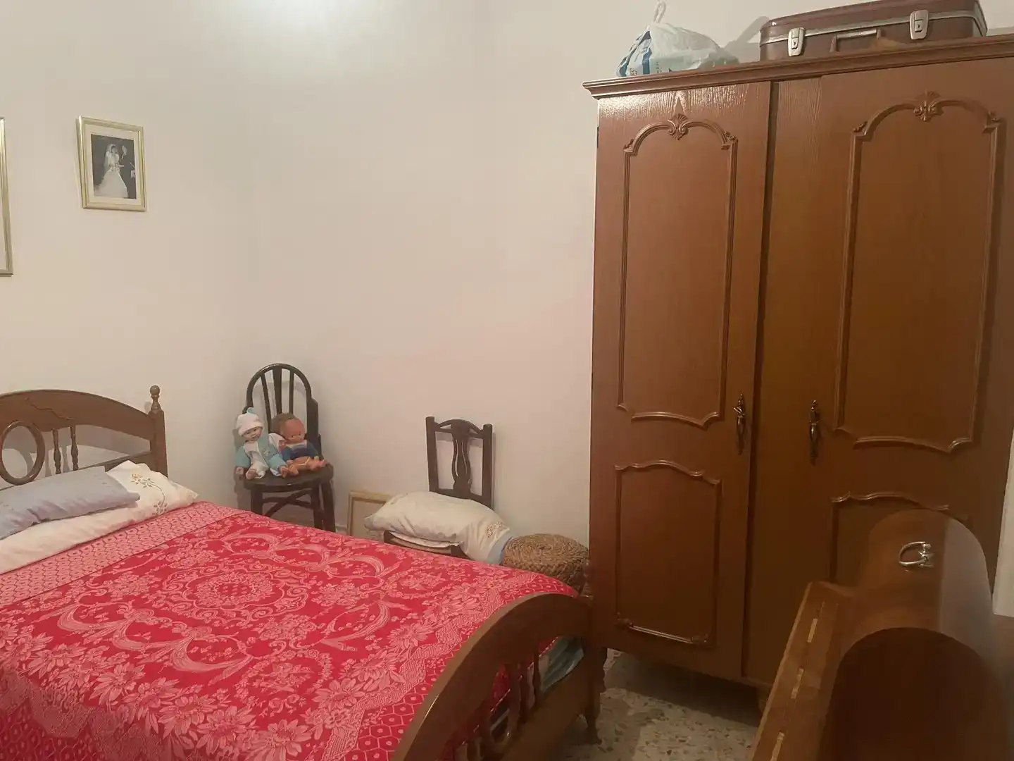 Habitación de Planta baja en venta en Los Cortijos  con Trastero