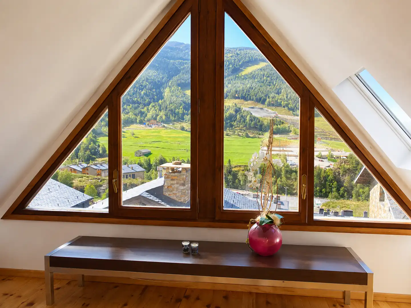 Casa adosada de alquiler en Canillo con Calefacción, Parquet y Terraza
