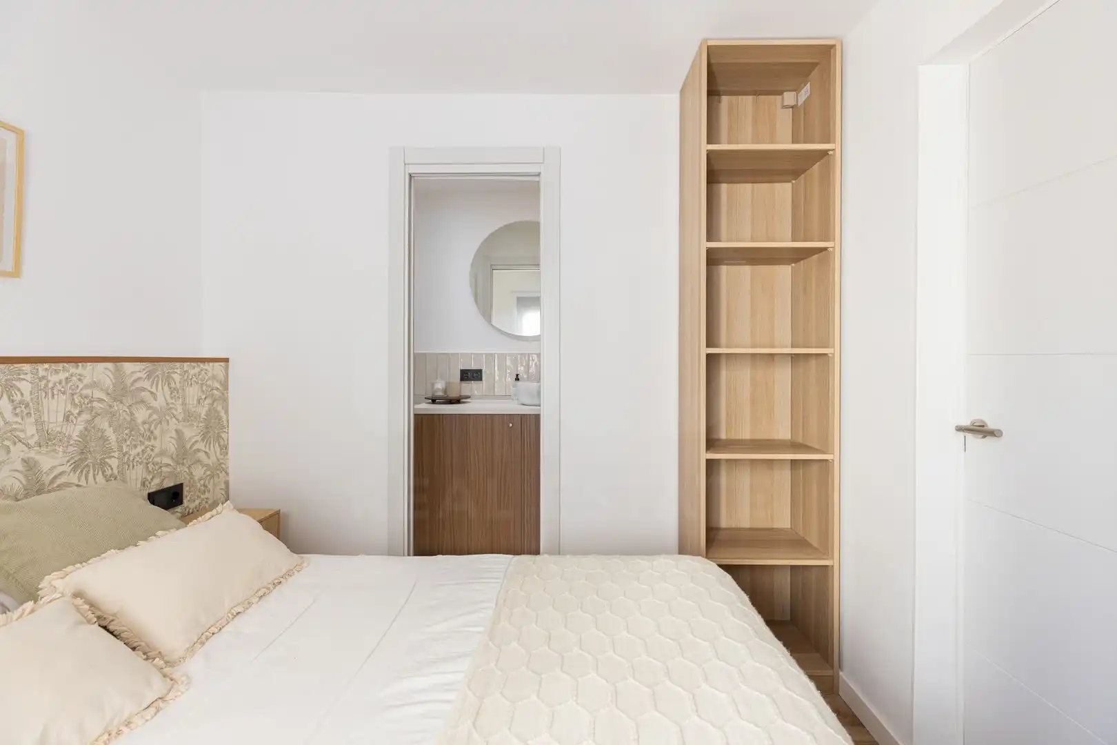 Schlafzimmer von Einfamilien-Reihenhaus zum Verkauf in Badalona mit Klimaanlage, Heizung und Terrasse