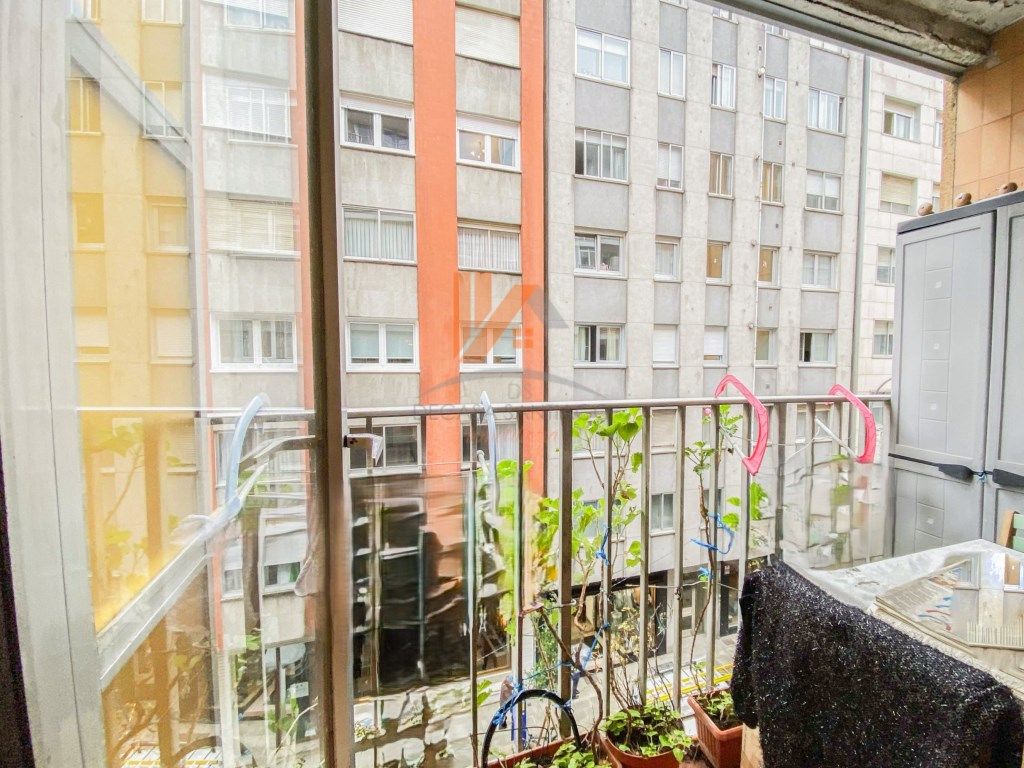 Balcony of Flat for sale in Santiago de Compostela   with Oven and Balcony