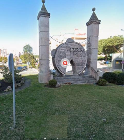 Foto 2 de Garatge en venda a Avenida de la Guardia Civil, 1, La Reconquista - El Rosario, Algeciras
