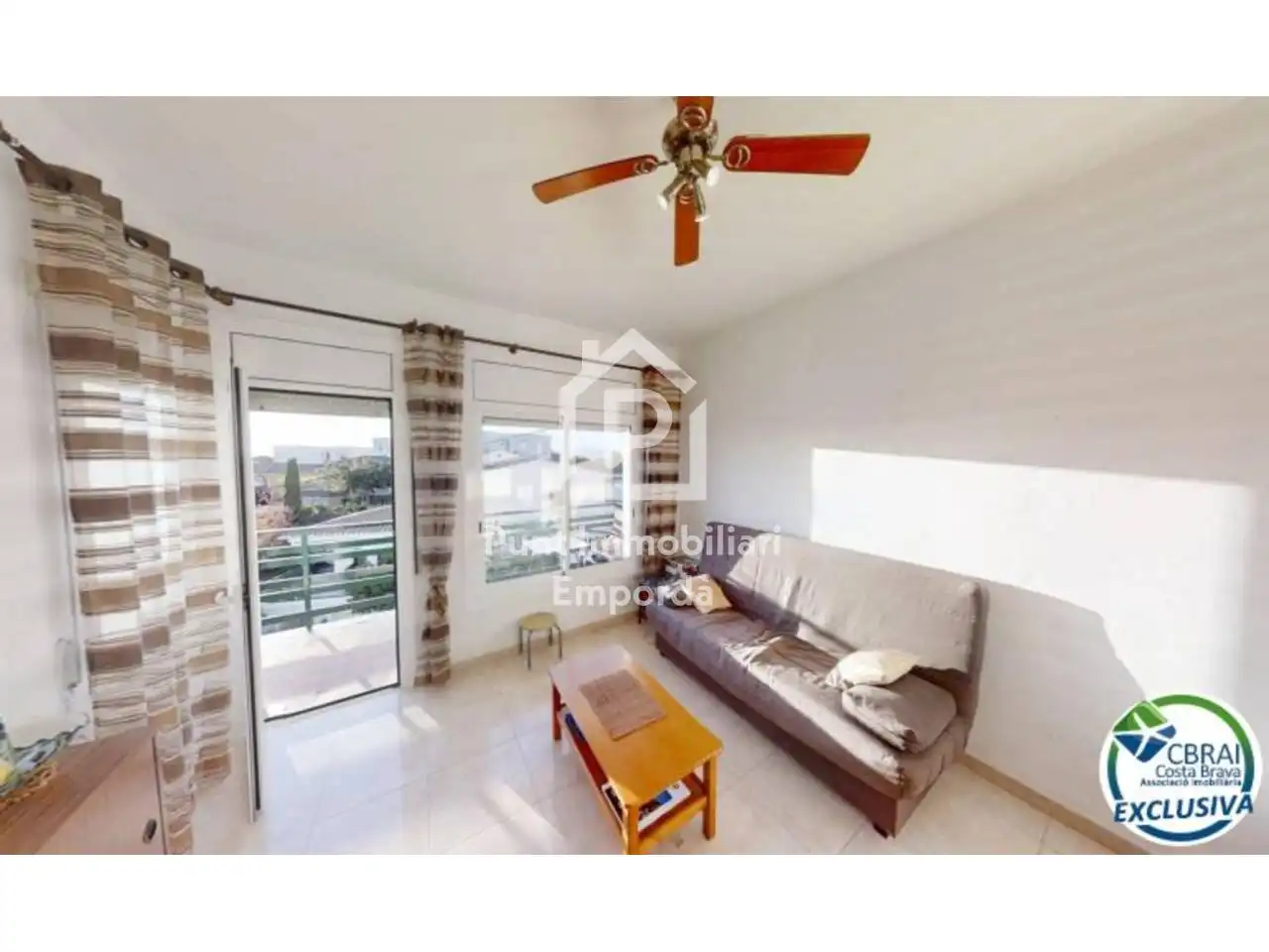 Vista exterior de Apartament en venda en Roses amb Terrassa, Moblat i Balcó