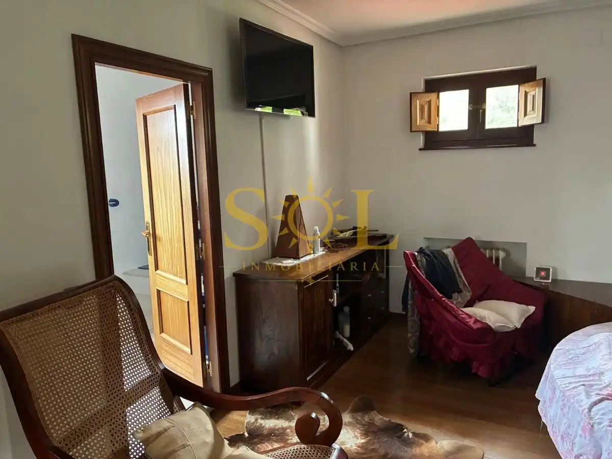 Sala d'estar de Casa o xalet en venda en Pravia amb Calefacció i Jardí privat