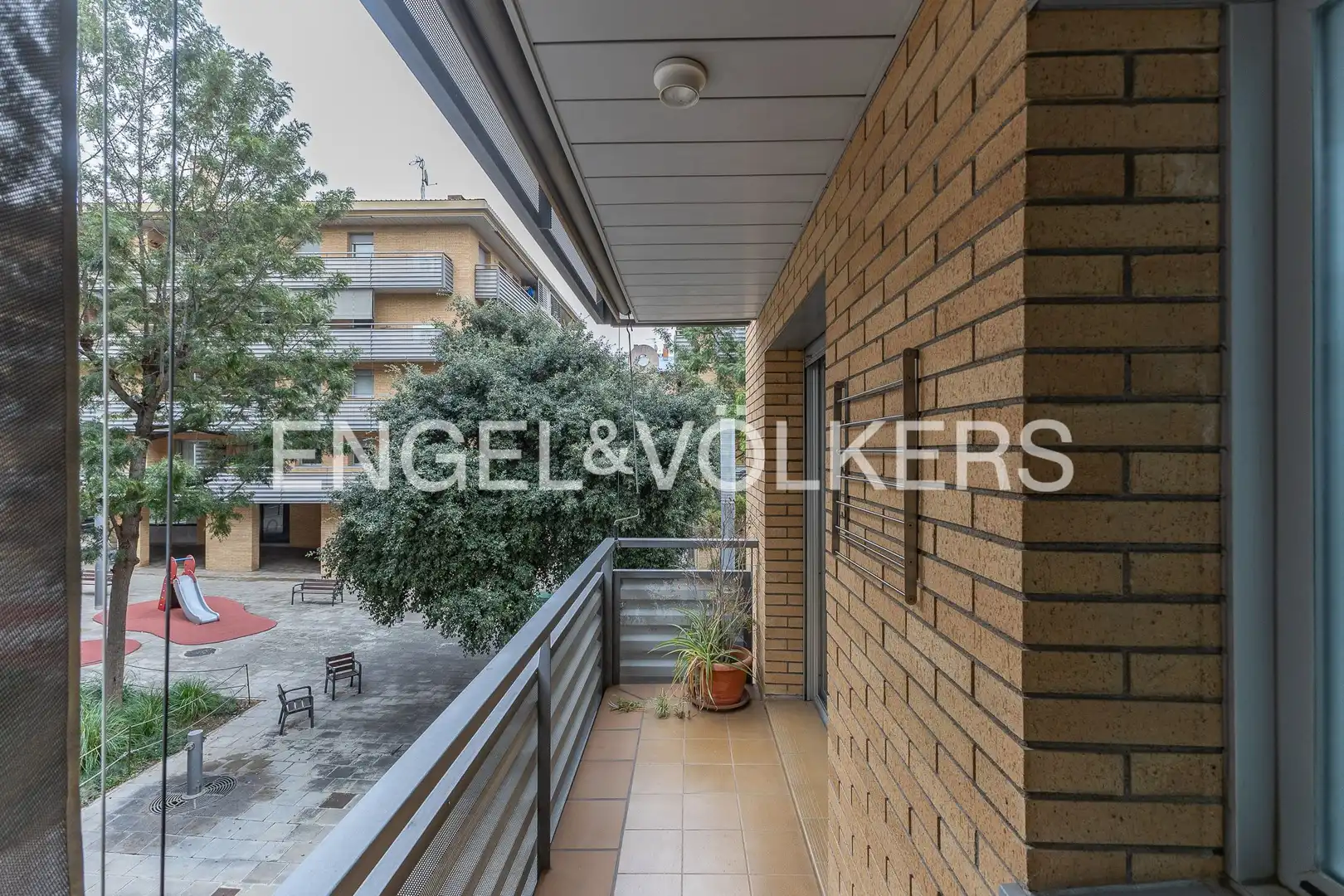 Terrassa de Pis en venda en Sant Just Desvern amb Aire condicionat, Calefacció i Parquet