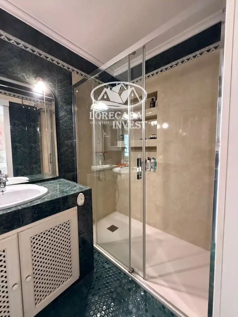 Bany de Àtic en venda en  Palma de Mallorca amb Terrassa i Moblat