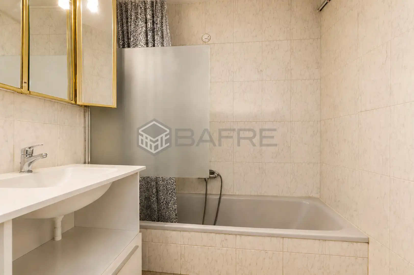 Baño de Piso en venta en Madrid con Calefacción