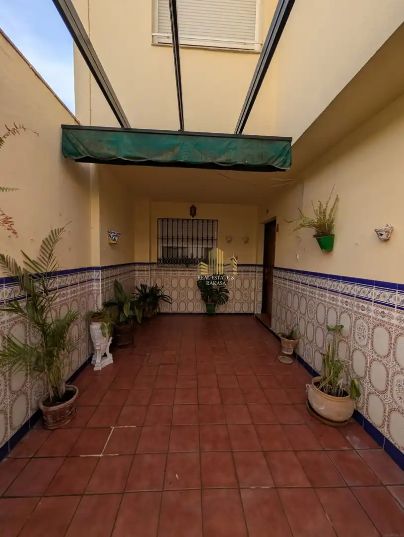 Casa o xalet en venda en Alcalá de Guadaira amb Terrassa i Traster