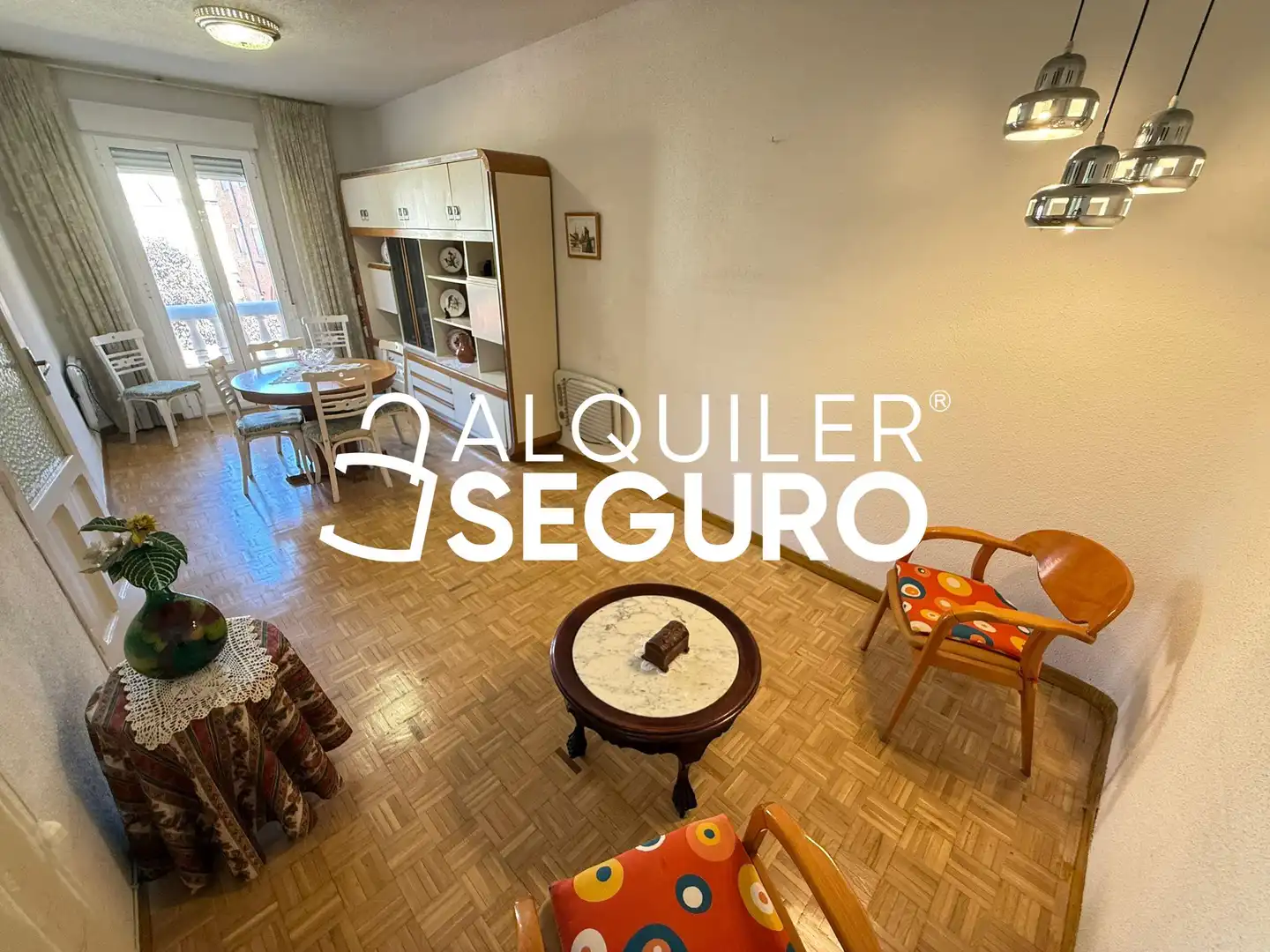 Schlafzimmer von Wohnung zur Miete in Madrid mit Heizung und Möbliert