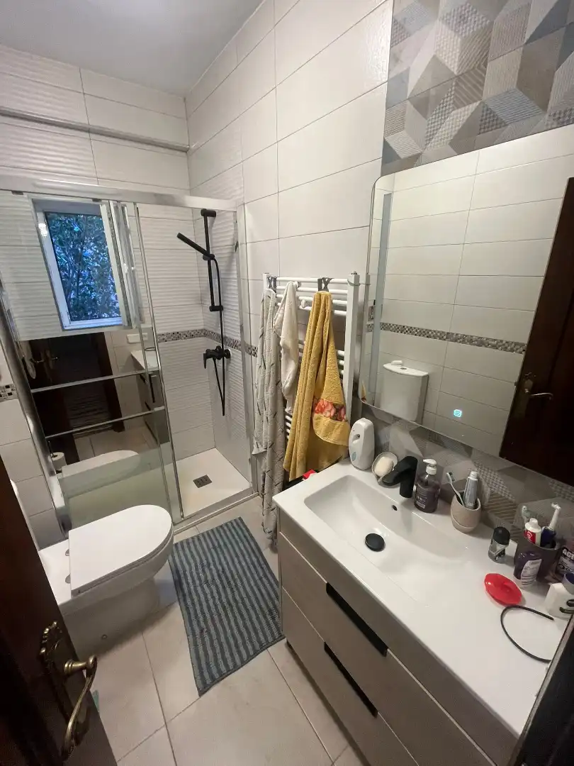 Bathroom of Flat for sale in Aranjuez  with Air Conditioner, Heating and Private garden