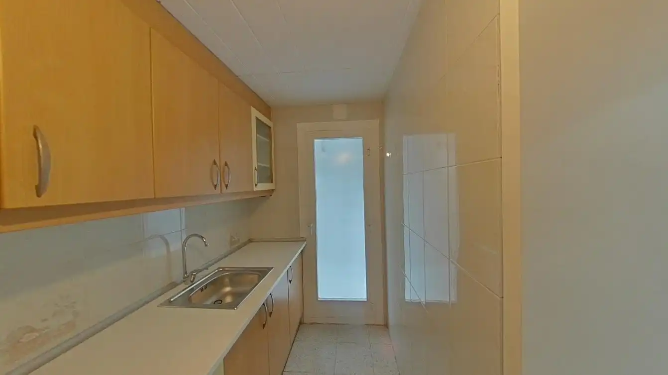 Cocina de Piso en venta en Sant Boi de Llobregat con Balcón
