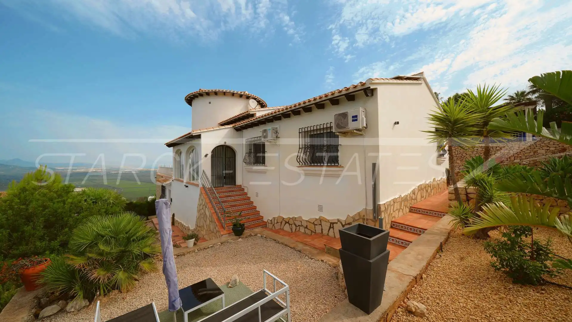 Vista exterior de Casa o xalet en venda en La Vall d'Ebo amb Aire condicionat, Jardí privat i Piscina